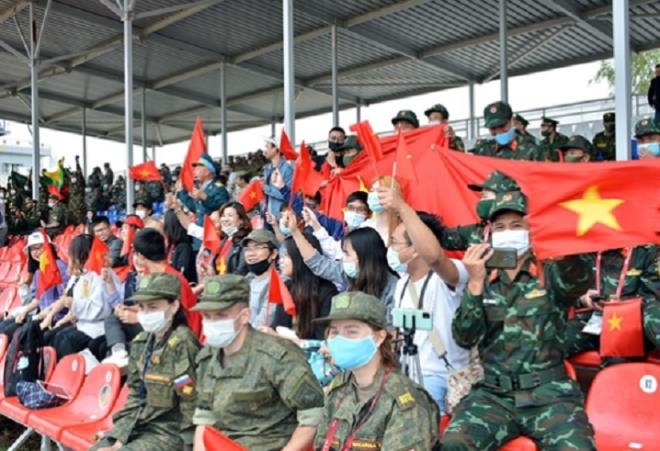 In pictures: Vietnam puts on impressive fire performance, finishes first in qualifying match In pictures: Vietnam's impressive shooting performance in 2020 Tank Biathlon’s qualifying match