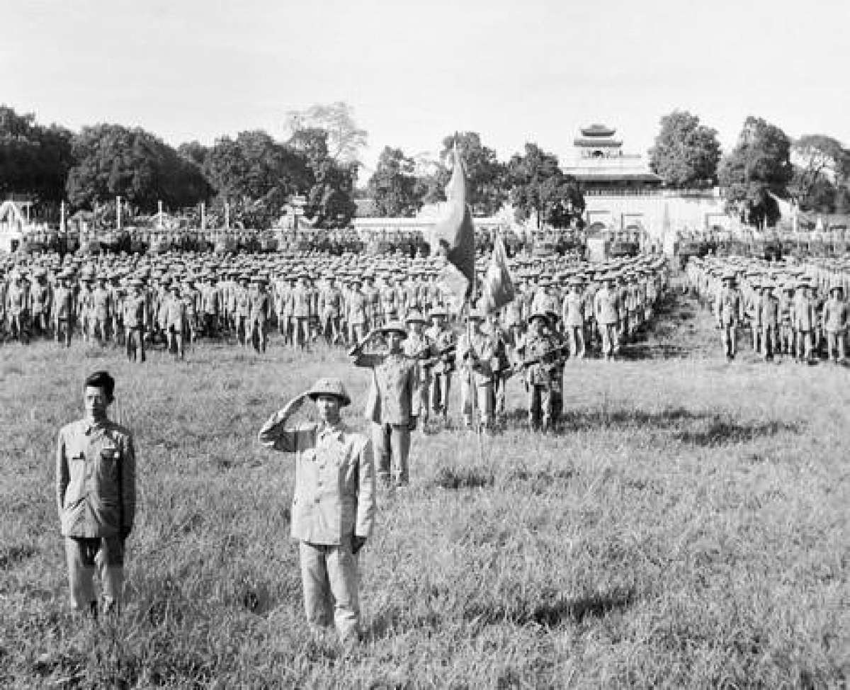 Valuable photos of Hanoi Liberation Day in 1954 Valuable photos of Hanoi Liberation Day in 1954