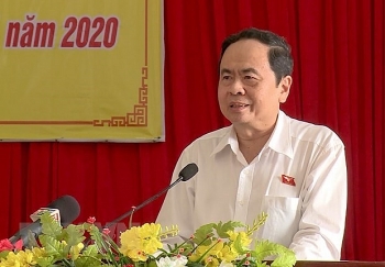 vietnamese leaders extend congratulations to laos on 4th national day