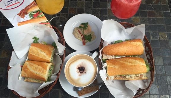 Photo: Foody 2736-banh-mi-1