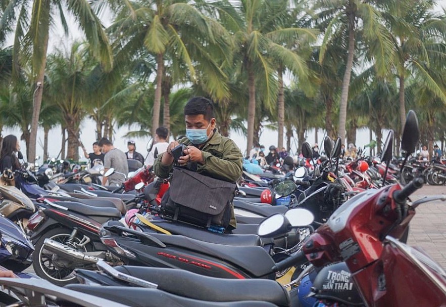 Vietnam Covid-19 Updates (April 19): Only 12,000 New Cases Vietnam Covid-19 Updates (April 19): Only 12,000 New Cases