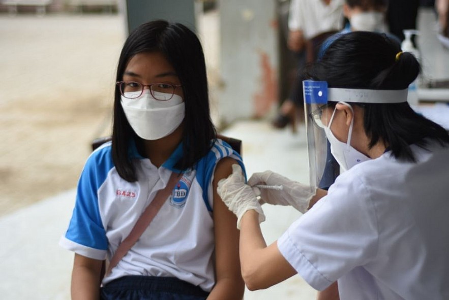Vietnam Covid-19 Updates (May 1): Daily Infections Fall to Nine-month Low of 5,109 Vietnam Covid-19 Updates (May 1): Daily Infections Fall to Nine-month Low of 5,109