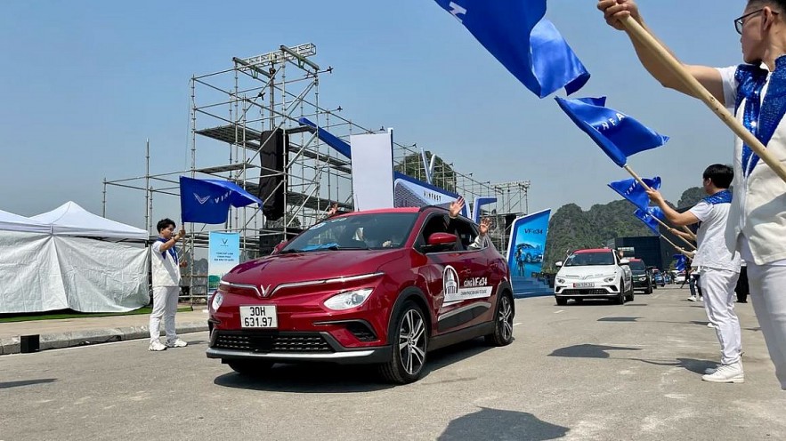 VinFast - Firm Built on Selling Noodles in Ukraine, Targets North America With EVs VinFast - Firm Built on Selling Noodles in Ukraine, Targets North America With EVs