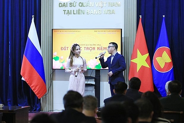Vietnamese Overseas Celebrate National Reunification Day Vietnamese Overseas Celebrate National Reunification Day