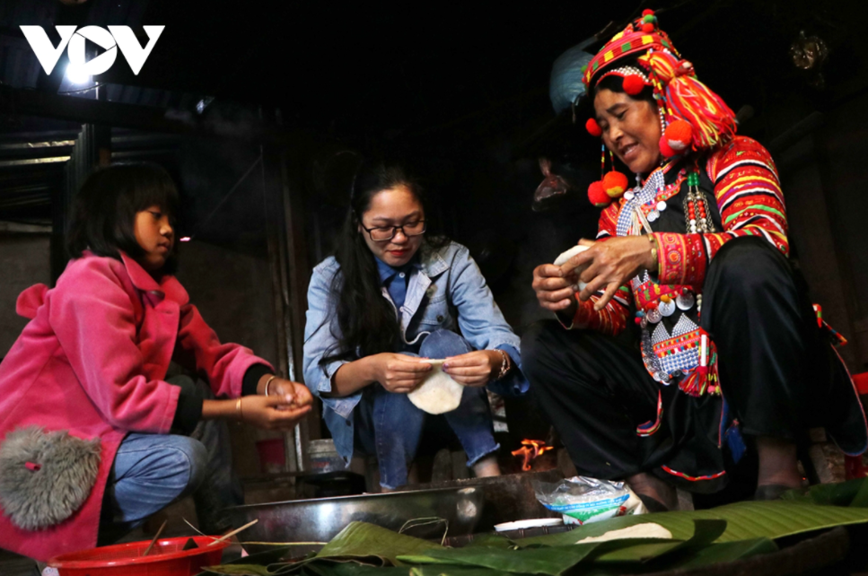 unique traditional new year of the ha nhi ethnic in the upstream of the da river