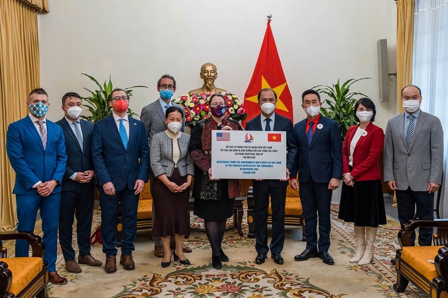 Vietnam Supports the U.S in the Wake of Severe Tornadoes Vietnam Supports the U.S in the Wake of Severe Tornadoes