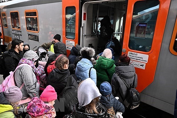 Current Situation of Vietnamese in Poland Current Situation of Vietnamese in Poland