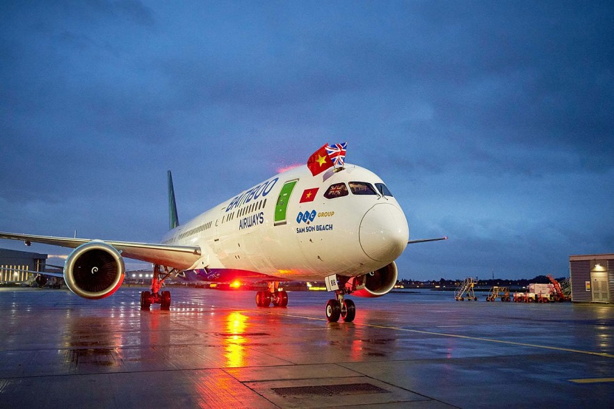 The Ministry of Transport (MOT) has proposed reopening nine routine international air routes in mid-December. The Ministry of Transport (MOT) has proposed reopening nine routine international air routes in mid-December.