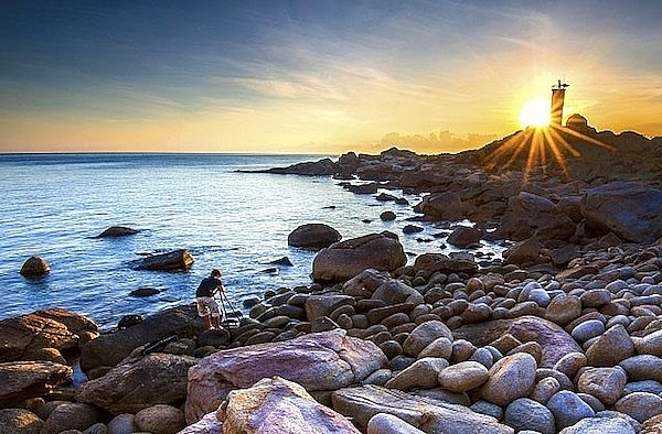Magnificent Sun Scene in Phu Yen Magnificent Sun Scene in Phu Yen