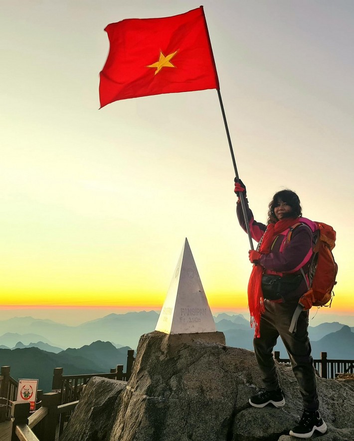 58-Year-Old Backpacker Conquers Five Mountains In The North