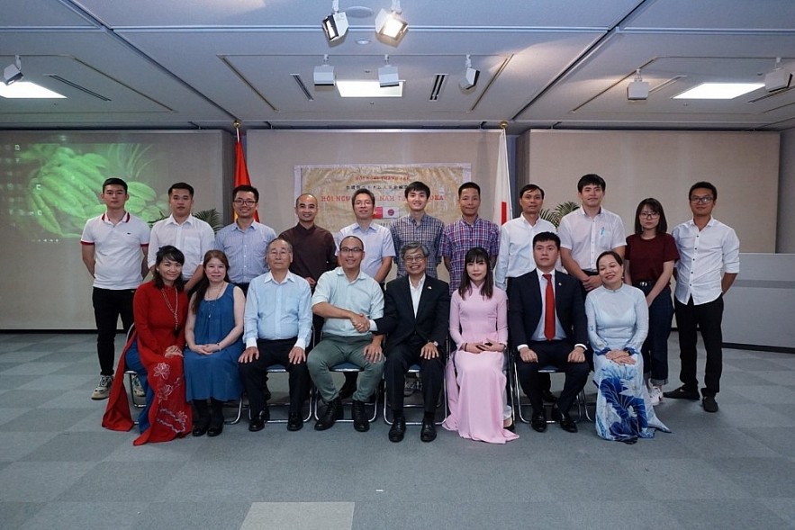 Vietnamese in Japan Dedicated to Preserving the Vietnamese Culture and Language Vietnamese in Japan Dedicated to Preserving the Vietnamese Culture and Language