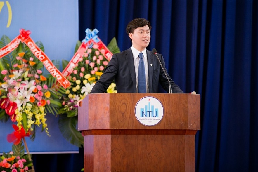 Vietnamese in Japan Dedicated to Preserving the Vietnamese Culture and Language Vietnamese in Japan Dedicated to Preserving the Vietnamese Culture and Language