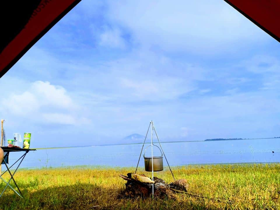 Dau Tieng Lake Binh Duong is a favorite weekend picnic spot – Photo source: FB Nguyen Hoang Nhi Dau Tieng Lake Binh Duong is a favorite weekend picnic spot – Photo source: FB Nguyen Hoang Nhi