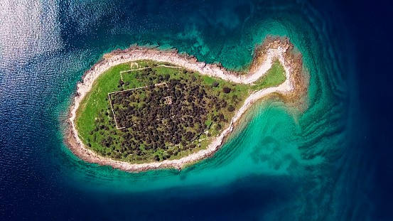 Photo: iStock Photo: iStock