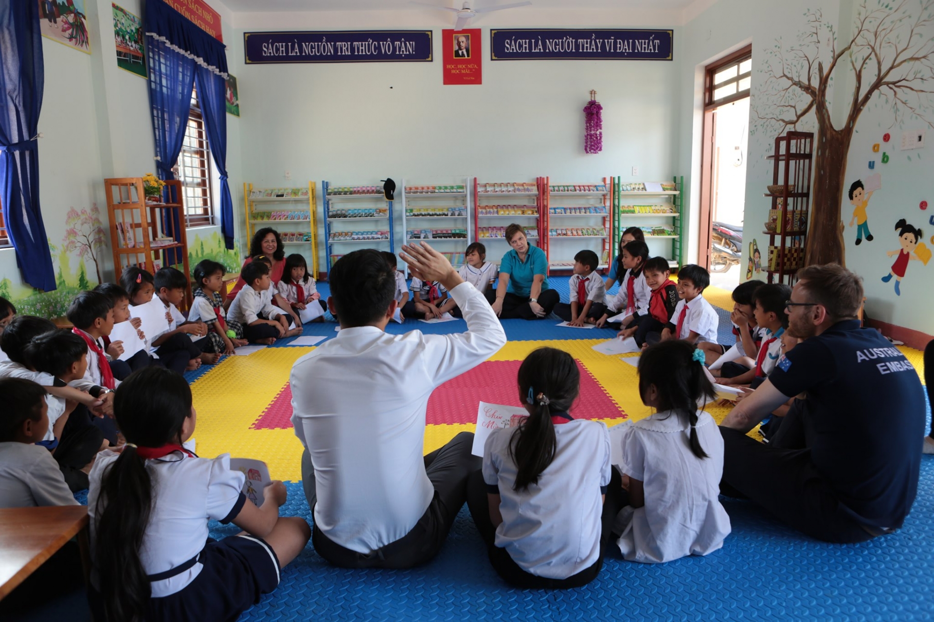 Australia providing Vietnam USD 71,300 for flood relief Australia providing Vietnam USD 71,300 for flood relief