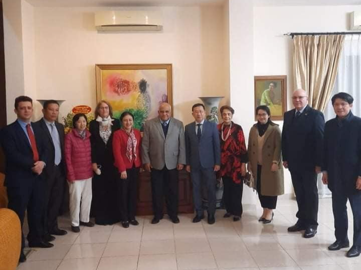 Vietnamese Leaders Congratulate Cuba on National Day Vietnamese Leaders Congratulate Cuba on National Day