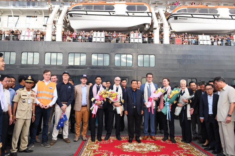 Cambodia's PM Hun Sen personally welcomes MS Westerdam cruise ship cambodias pm hun sen personally welcomes ms westerdam cruise ship