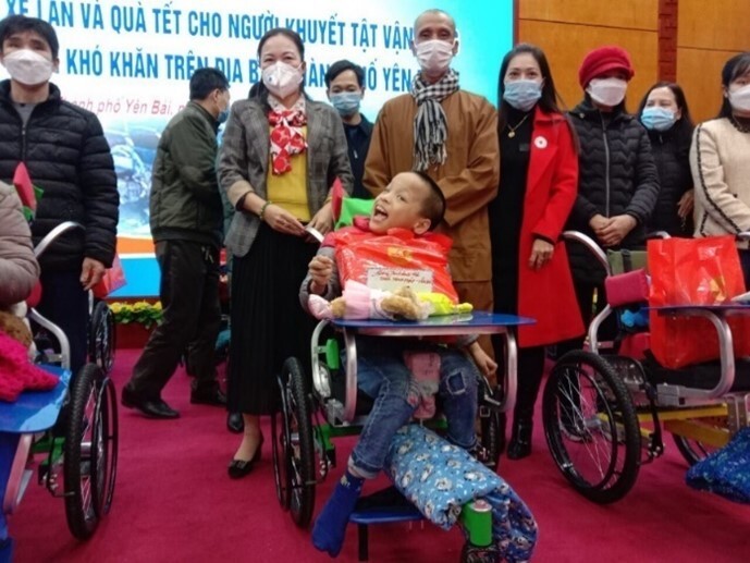 Over 160 Wheelchairs Reached Children Across Vietnam Over 160 Wheelchairs Reached Children Across Vietnam