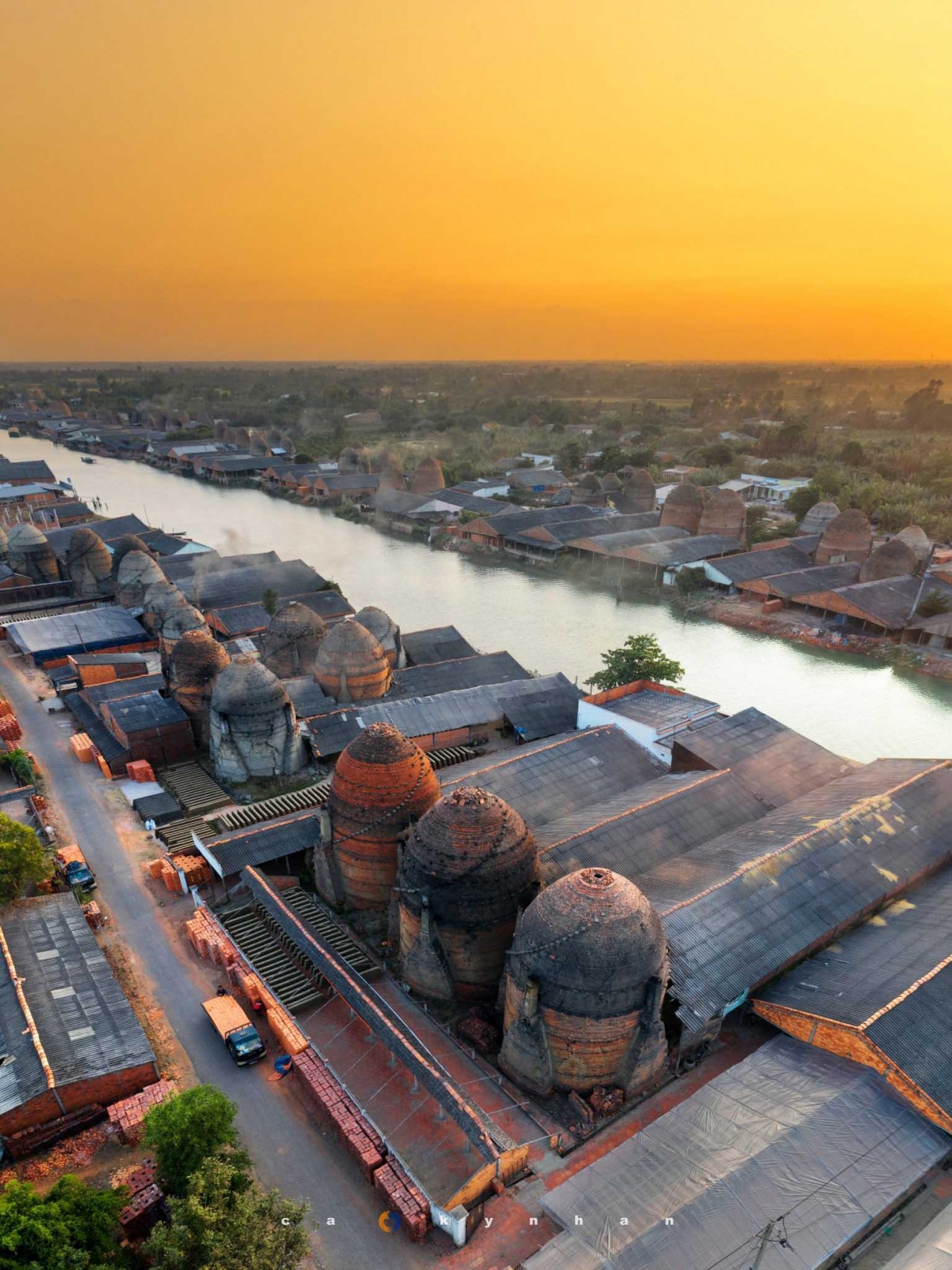 The Hundred-Year-Old Kingdom of Red Bricks in Vinh Long The Hundred-Year-Old Kingdom of Red Bricks in Vinh Long