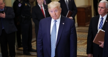donald trumps net worth lost 1 billion due to coronavirus