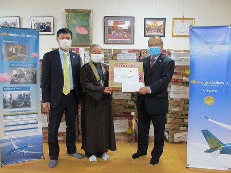 Foreign representative agencies support COVID-19 fight in Japan, Laos