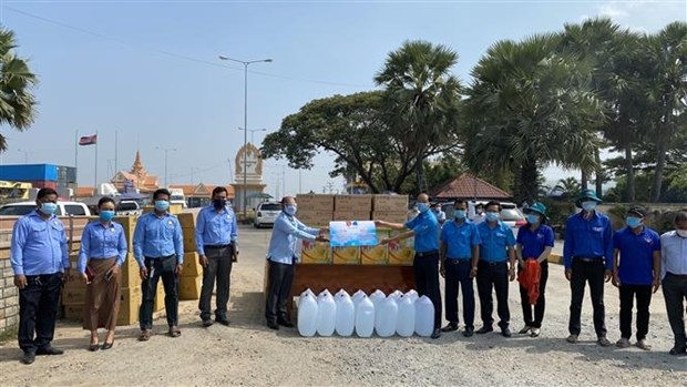 Vietnam's localities supports Cambodian and Lao amid COVID-19 Vietnam's localities supports Cambodian and Lao amid COVID-19
