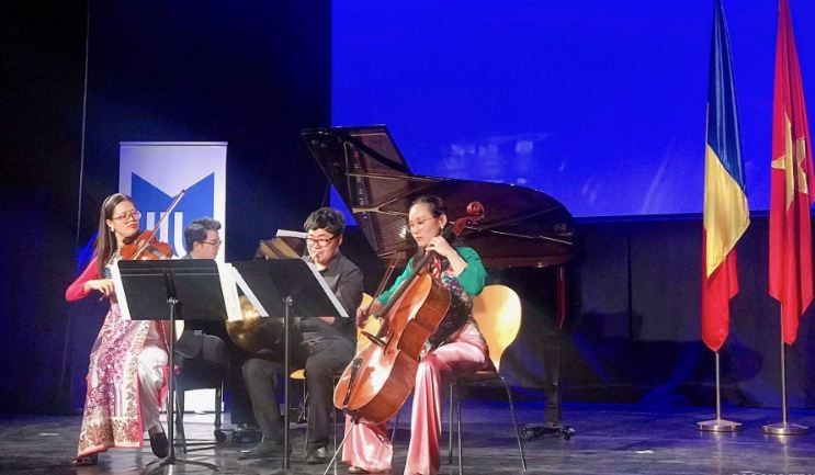 Friendship Concert Highlights Vietnam – Romania Friendship Friendship Concert Highlights Vietnam – Romania Friendship