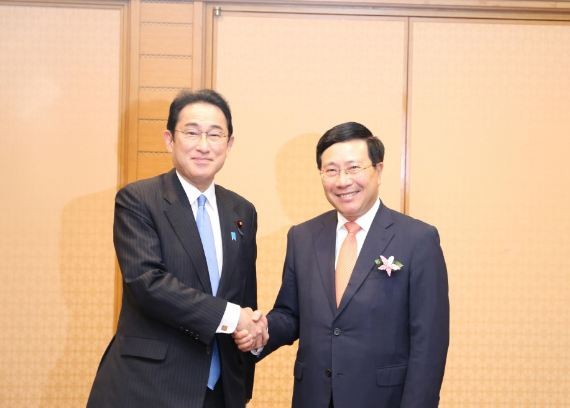 Vietnam, Japan Promoting Strong and Substantive Development of Relations Vietnam, Japan Promoting Strong and Substantive Development of Relations