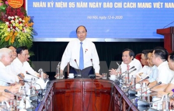 PM: Journalists make huge contributions to nation