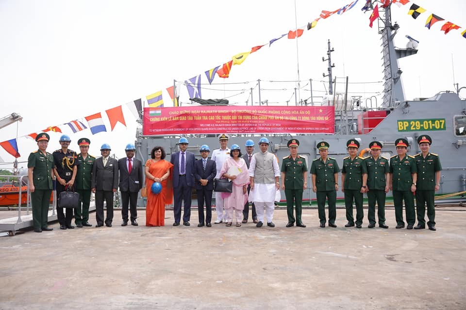 Indian Defense Minister Conludes Three-Day Official Visit to Vietnam Indian Defense Minister Conludes Three-Day Official Visit to Vietnam