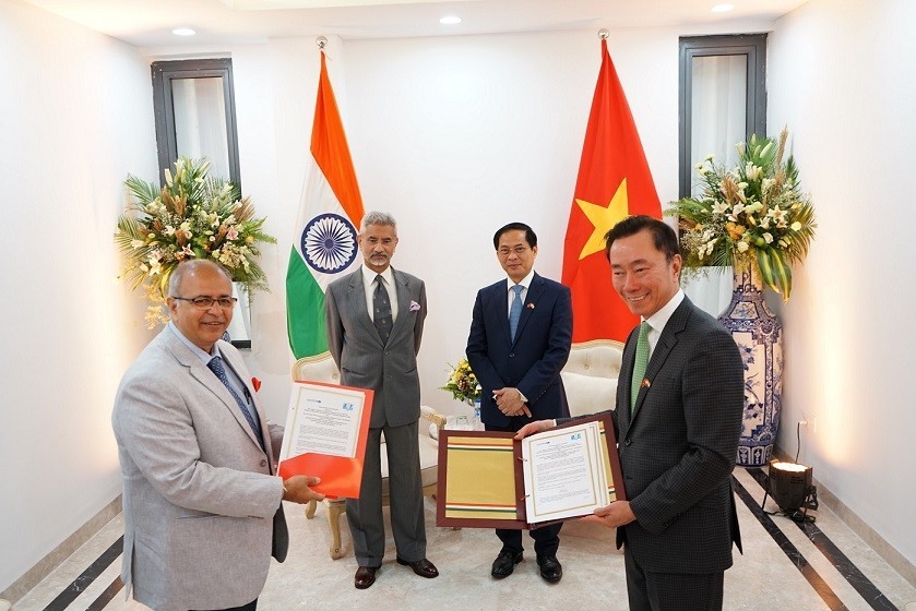 A memorandum of understanding on cooperation in cybersecurity signed. Source: baoquocte.vn A memorandum of understanding on cooperation in cybersecurity signed. Source: baoquocte.vn