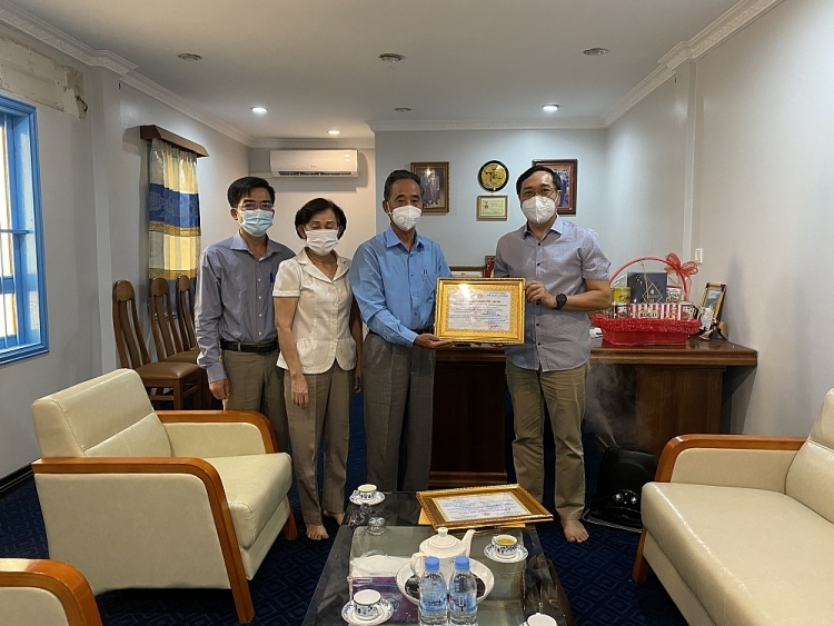 VUFO, Friendship Association aid overseas Vietnamese in Cambodia VUFO, Friendship Association aid overseas Vietnamese in Cambodia
