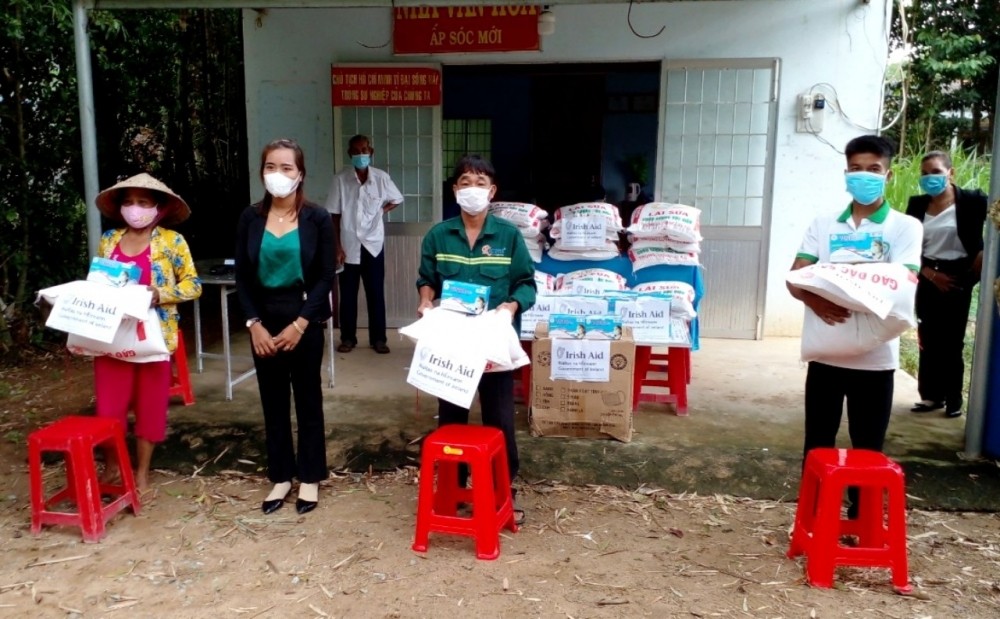 Covid Support Packages, Scholarships Given to The Needy in Southern Provinces Covid Support Packages, Scholarships Given to The Needy in Southern Provinces