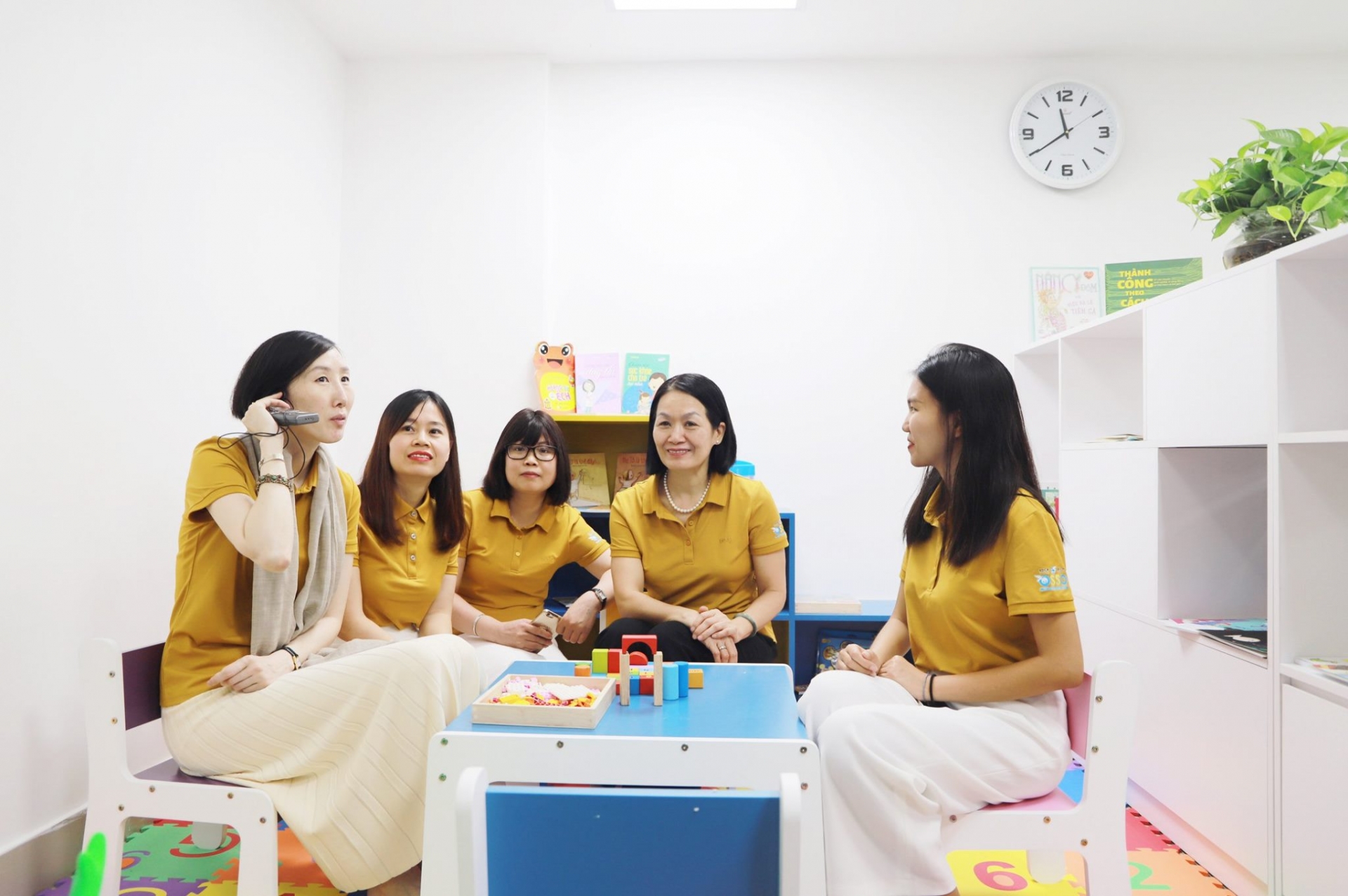 One Stop Support Office for returning migrant women launched in Hanoi One Stop Support Office for returning migrant women launched in Hanoi