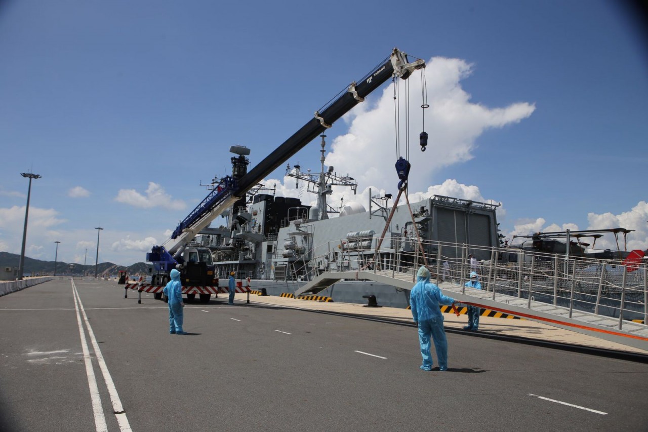 Khanh Hoa Welcomes British Royal Navy ship HMS Richmond Khanh Hoa Welcomes British Royal Navy ship HMS Richmond