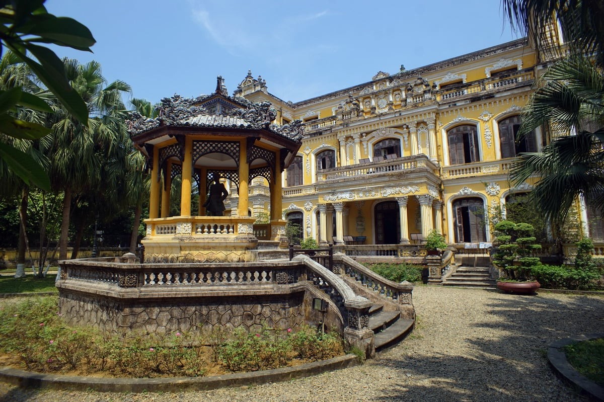 The Splendor of Unique 104-Year-Old 'Castle' in Hue The Splendor of Unique 104-Year-Old 'Castle' in Hue