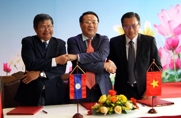 Border provinces of Vietnam, Laos look to curb spontaneous migration and undocumented marriages border provinces of vietnam laos look to curb spontaneous migration and undocumented marriages