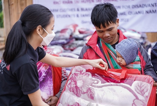New Year Support Given to Struggling Workers, Needy People New Year Support Given to Struggling Workers, Needy People