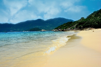 Cham Island's Irresistible Beauty Through The Lens Of A Greek Traveller