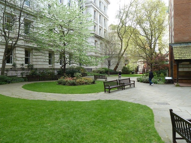 Hidden Gems in London Most Tourists Never See Hidden Gems in London Most Tourists Never See