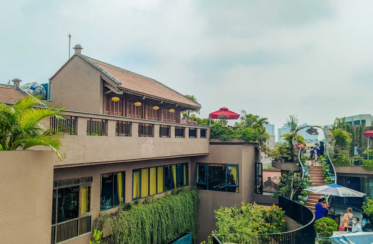 How to Enjoy a Fun Day-trip in Bat Trang Pottery Museum How to Enjoy a Fun Day-trip in Bat Trang Pottery Museum