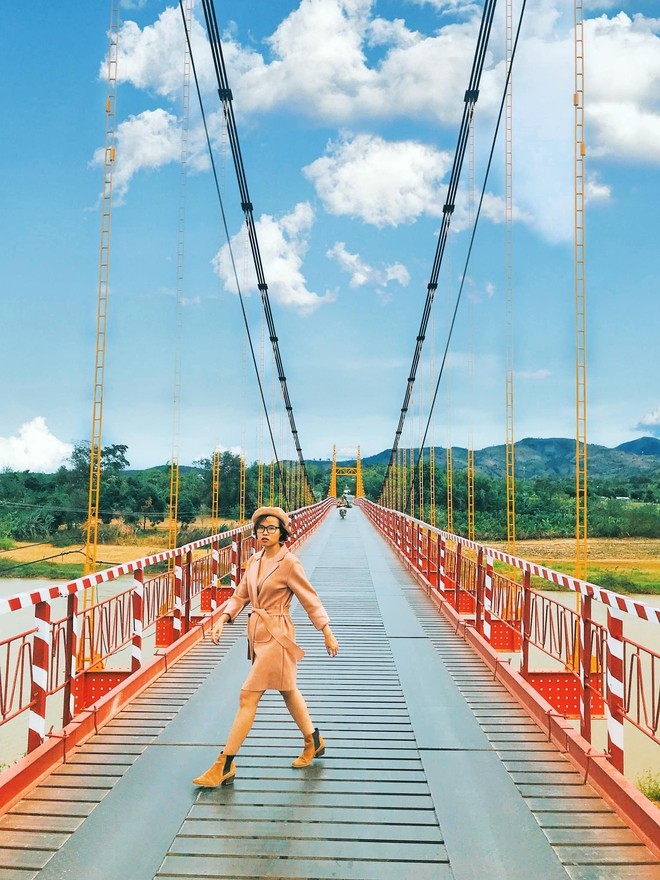 Beautiful Rope Bridges Around Vietnam Beautiful Rope Bridges Around Vietnam