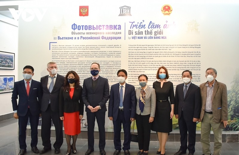 Vietnam, Russia Photograph Exhibits Show National Pride Vietnam, Russia Photograph Exhibits Show National Pride