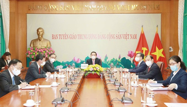 Vietnamese, Lao Party commissions strengthen cooperation Vietnamese, Lao Party commissions strengthen cooperation