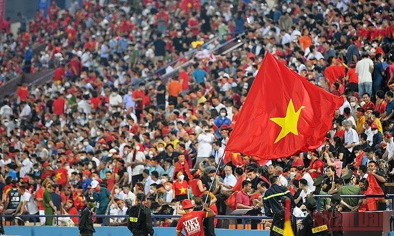 Vietnamese fans at Viet Tri Stadium. (Photo: Nhan dan) Vietnamese fans at Viet Tri Stadium. (Photo: Nhan dan)