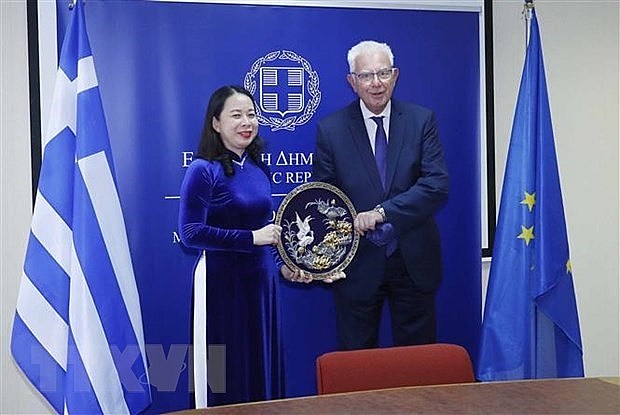 Vietnamese Vice President Vo Thi Anh Xuan and Greek Deputy Prime Minister Panagiotis Pikrammenos (Photo: VNA) Vietnamese Vice President Vo Thi Anh Xuan and Greek Deputy Prime Minister Panagiotis Pikrammenos (Photo: VNA)