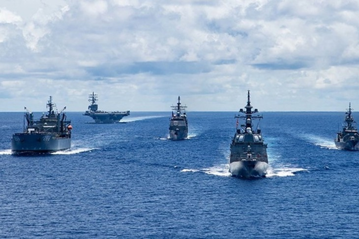 Warships of Australia, the US, and Japan conduct a drill in the Philippine Sea, near the East Sea in July, 2020. (Photo: US Navy) 2332 war ships