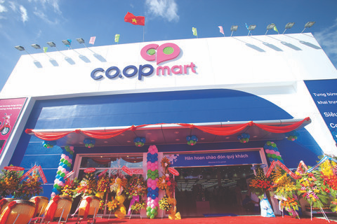 Coop Mart with more than 30 years in Vietnamese market (source: congan.com.vn) 1128 coop mart