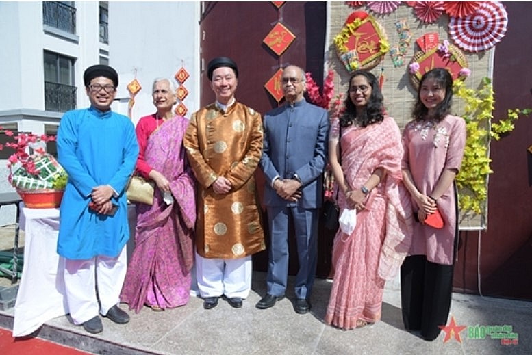 Vietnamese Community In India Enjoy Spring And Celebrate Lunar New Year Vietnamese Community In India Enjoy Spring And Celebrate Lunar New Year