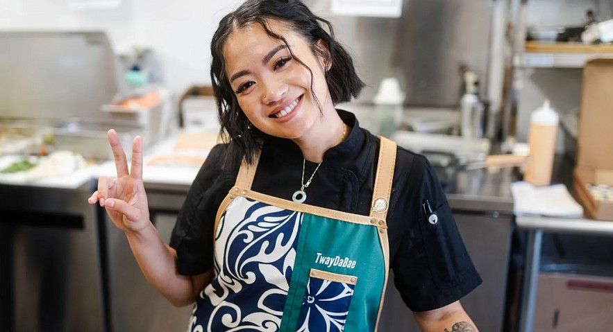 Tway Nguyen TikTok Cooking Star Appears In The American Culinary Magazine Thanks To Vietnam's Fried Rice Tway Nguyen TikTok Cooking Star Appears In The American Culinary Magazine Thanks To Vietnam's Fried Rice
